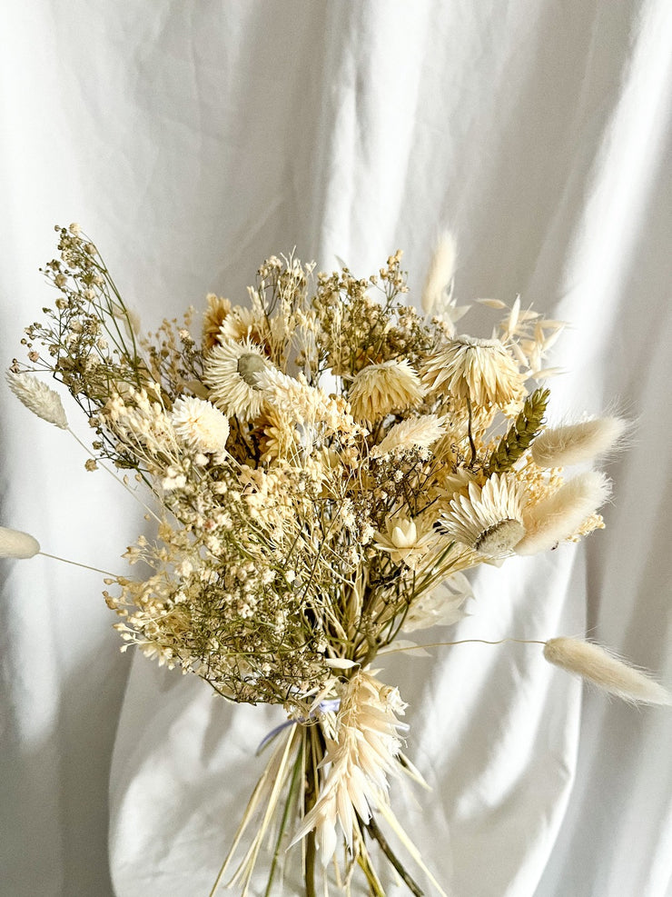 Dried white Flower Bouquet, nude white Flowers, Dried Flower